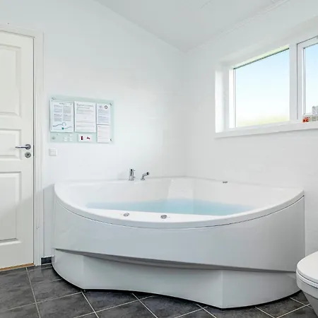 Gorgeous Home In Lokken With Kitchen *