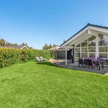 Toftevej Holiday home *